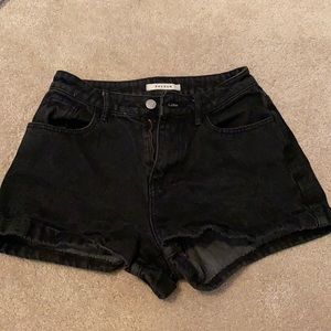mom jean shorts